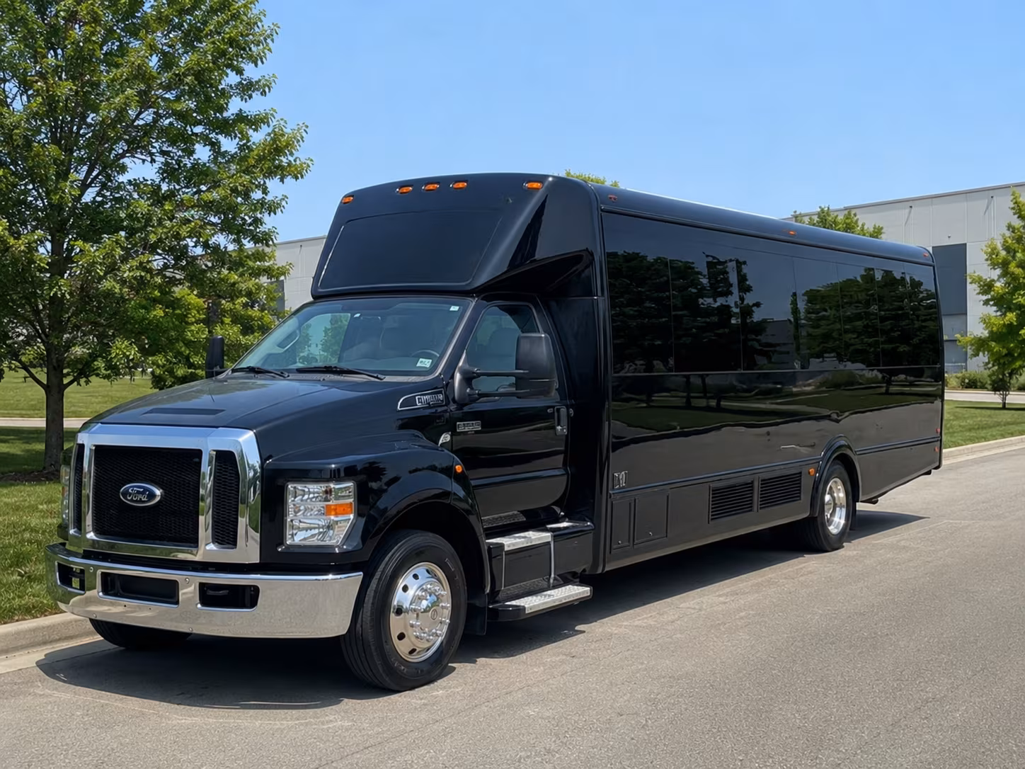 40 Passenger Party Bus Exterior