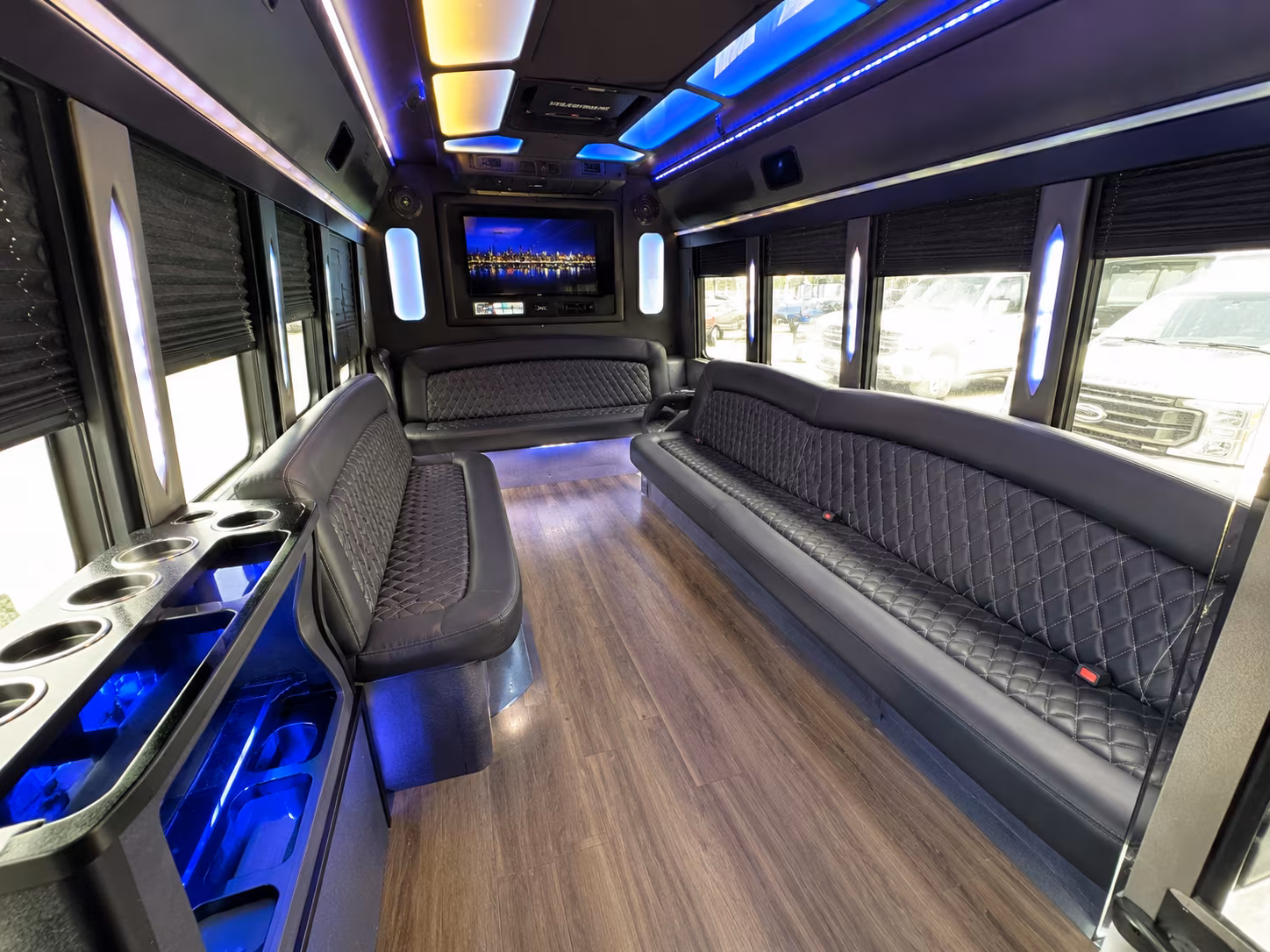 Corvallis Homecoming & Prom Party Bus Rentals