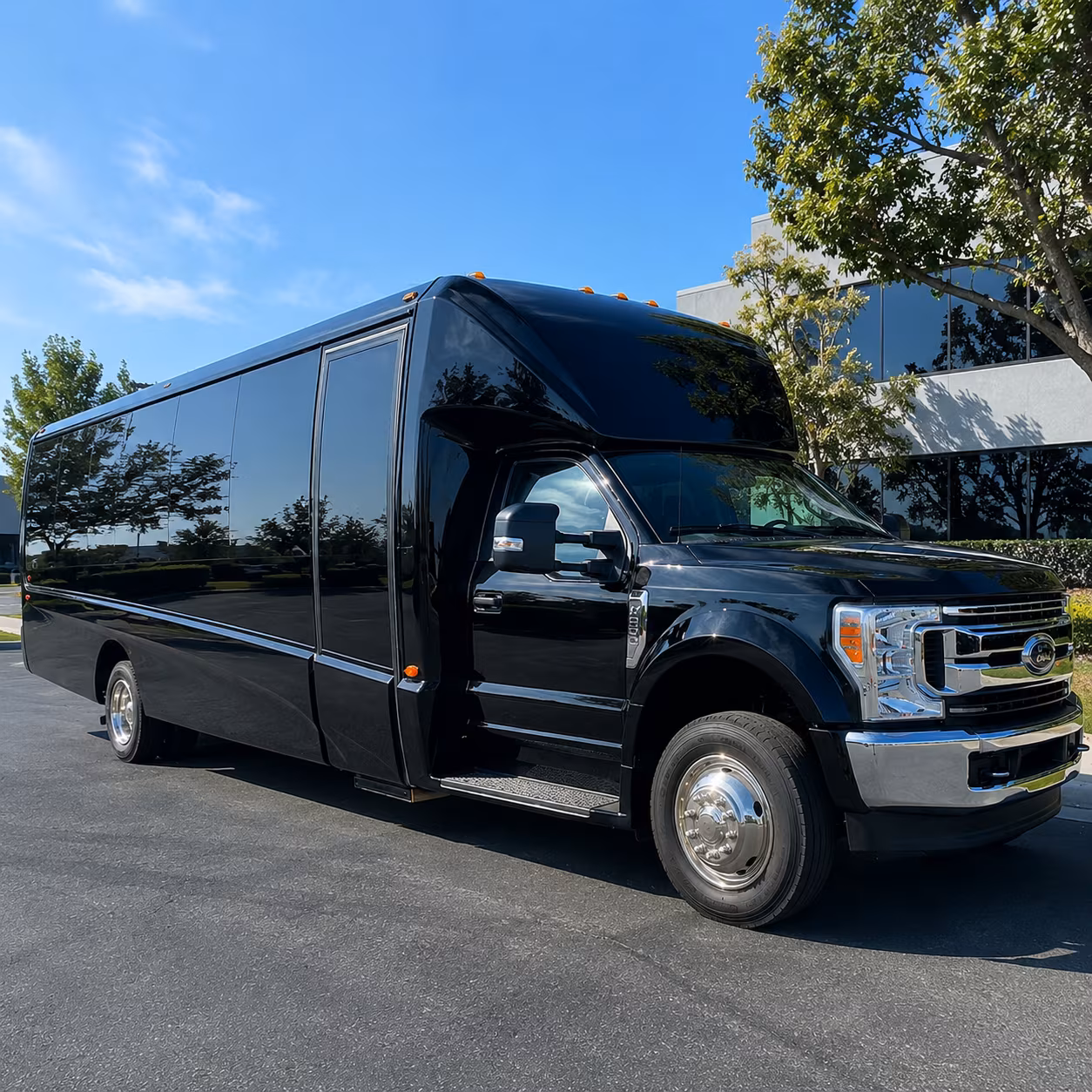 Eugene Airport Shuttle & Transportation party bus exterior