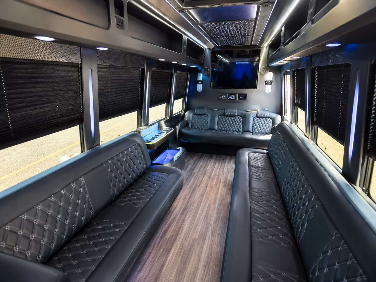 Eugene Birthday, Sweet 16, & Quinceañera Transportation onboard seating
