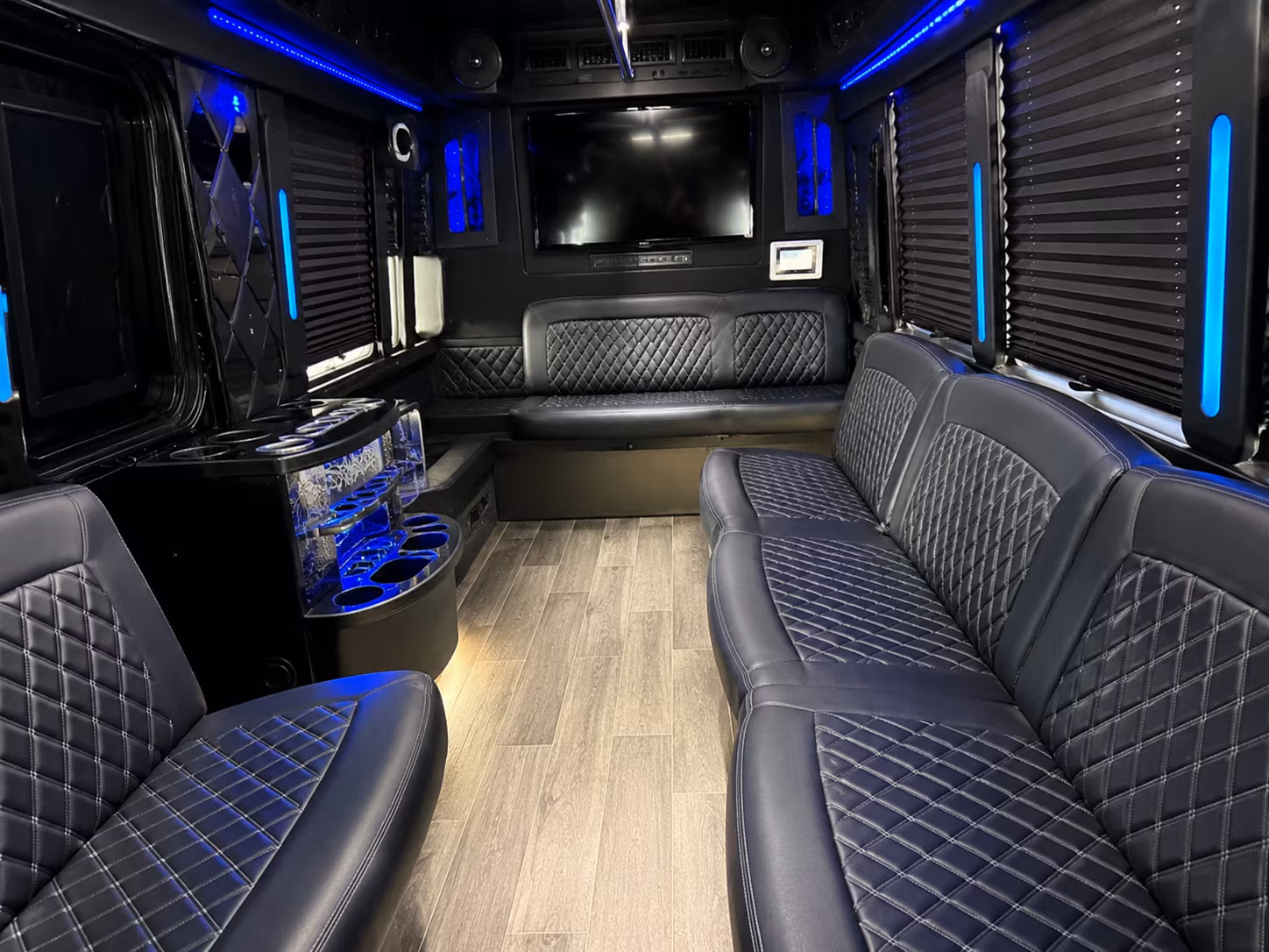 Eugene Winery Tour & Pub Crawl Transportation group transportation