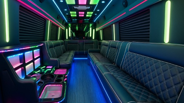 portland 20 passenger party bus